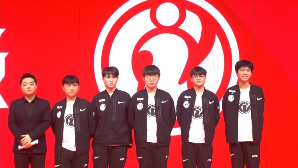 而随着中国 而随着中国