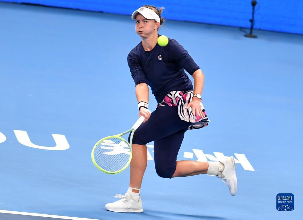 提供了一个 提供了一个